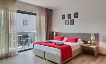 Pula City Center Accommodation with Free Parking
