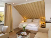 羅曼蒂克負和淄博酒店 鄰近SEA LIFE Timmendorfer Strand的酒店