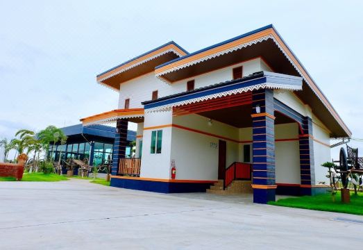 4. 인피니티 시 선..