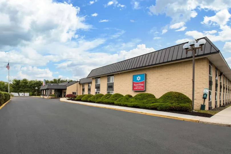 SureStay Plus Hotel by Best Western McGuire AFB Jackson