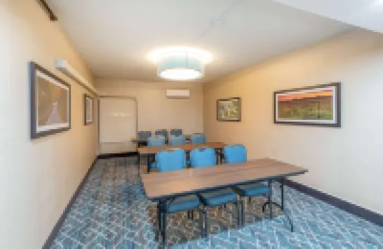 La Quinta Inn & Suites by Wyndham Jonesboro