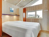 "Lien" - 160m from the Sea