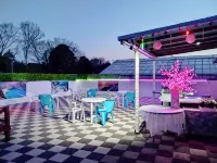 Chartered Cat Villa Pool Side BBQ Hotels in Higashimatsuyama