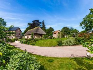 Le Clos de Grâce : Le Clos de Grâce : hôtel 4 étoiles de charme avec piscine et spa proche de la plage - Deauville, Honfleur