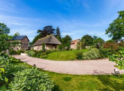 Le Clos de Grâce : Le Clos de Grâce : hôtel 4 étoiles de charme avec piscine et spa proche de la plage - Deauville, Honfleur