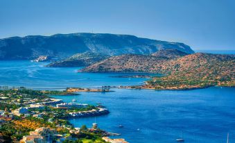Adrakos Apartments (Adults Only)