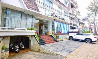 Ttr Vincent Hotel