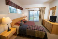 2Br Solitude -Ski-in, Ski-Out Access to Promenade Trail 2 Bedroom Condo by RedAwning Hotels near Okemo Mountain Resort