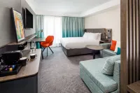 Holiday Inn MANCHESTER AIRPORT by IHG - Balcony