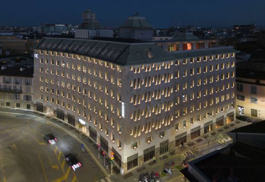 라디슨 컬렉션 호텔