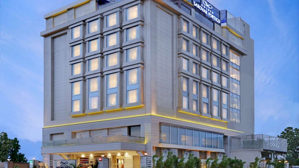 Golden Sarovar Portico