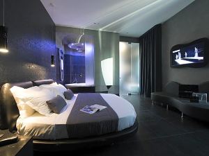 Mia Boutique Hotel