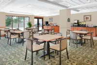 Wingate by Wyndham Lafayette Airport