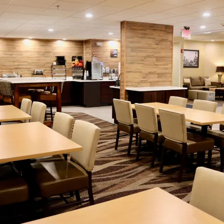 Best Western Fostoria Inn  Suites