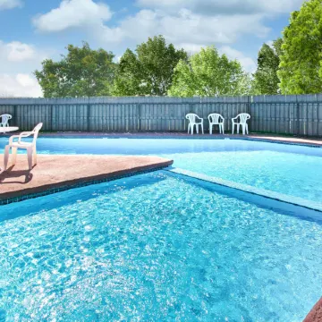 Days Inn by Wyndham Waco Near Downtown/University