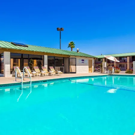 Best Western Plus Kings Inn  Suites
