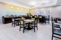 La Quinta Inn & Suites by Wyndham DFW Airport West - Bedford - Morgenmad