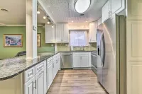 Pet-Friendly Taylor Home w/ Backyard Oasis!