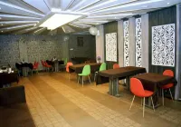 Hotel Uma Palace - พร้อมอาหารเช้า