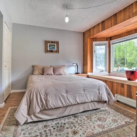 Convenient Kenai Apt - 3 Mi to Beach and Fishing