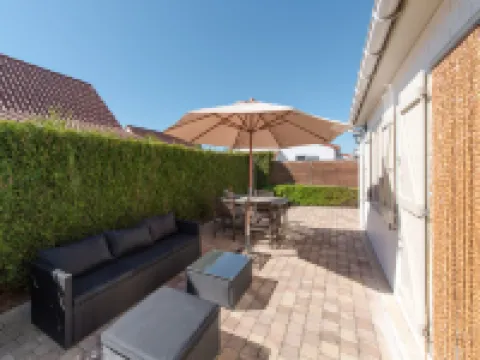 Visserhuis 09/20 with Parking