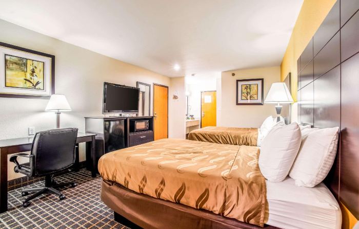 Quality Inn Carbondale University Area
