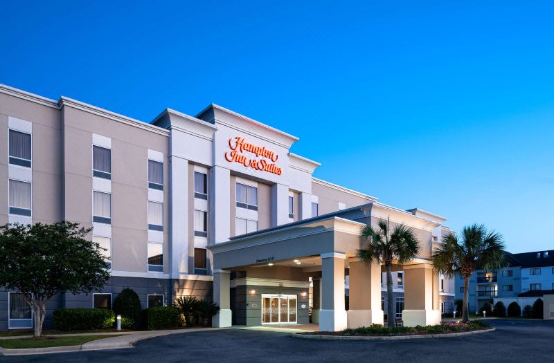 Hampton Inn & Suites Mobile I-65 @ Airport Blvd.