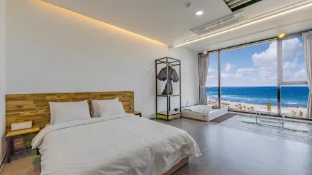 Yangyang Surf Shack Pension (Renewal)