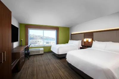 Holiday Inn Express Charleston-Civic Center Các khách sạn gần North Charleston Community Center