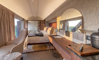 Kruger Shalati - Train on the Bridge & Garden Suites