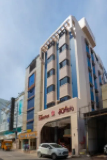 Hotel Grand Sabarees