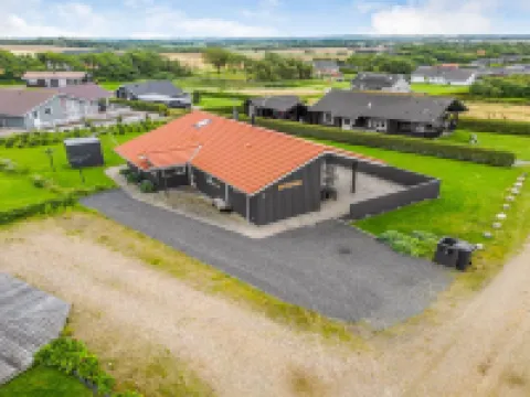 "Malila" - 400m to the Fjord