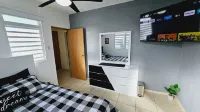 Cozy and Modern Apartment Black & White with Jacuzzi on Terrace
