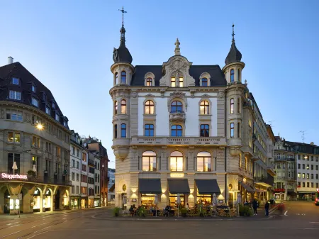 Hotel Märthof Basel Отели рядом с достопримечательностью «Basel SBB Station»