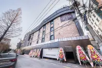 Jani B Hotel Seryu Station