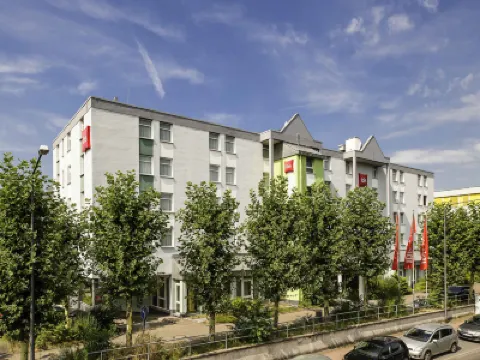 Ibis Frankfurt Messe West Hotels near Deutsche Boerse AG