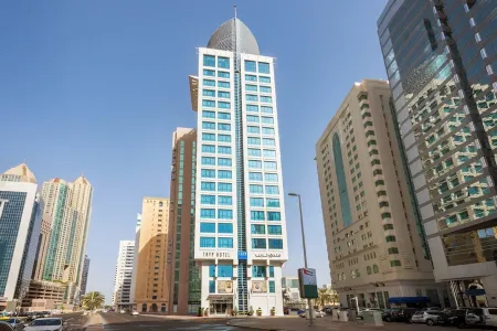 Tryp by Wyndham Abu Dhabi City Center