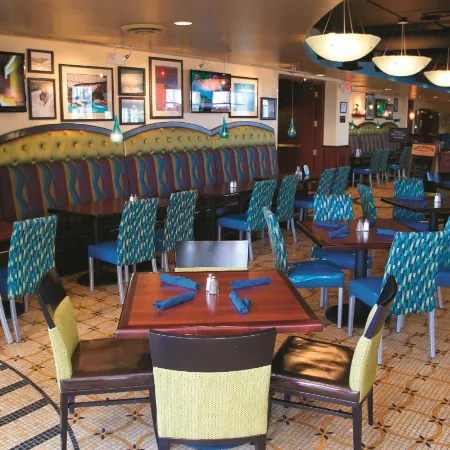 La Quinta Inn and Suites by Wyndham at WaTiki Waterpark