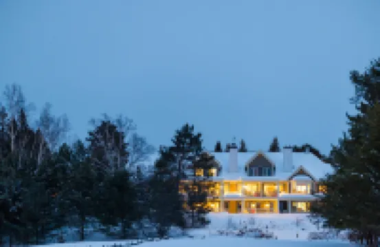 Hilton Grand Vacations Club Tremblant Canada Hotels near Expo Express