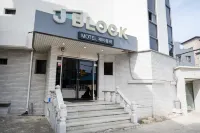 Gangneung J Block Motel Отели в г. 
