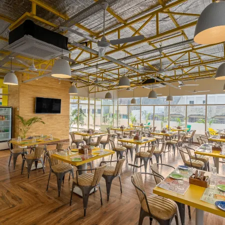Bedzzz Varanasi by Leisure Hotels, 1 Km from Dashwasamedh Ghat