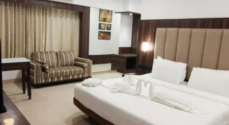 Golden Chariot the Boutique Hotel, Andheri