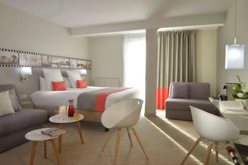 Best Western les Bains de Perros-Guirec Hotel et Spa - parking