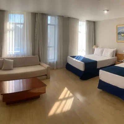 Pampas Palace Hotel Hotel dekat Santuário Nossa Senhora Aparecida