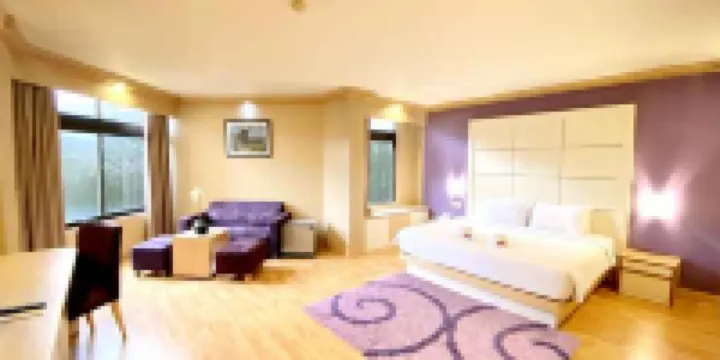 Horison Ultima Makassar - Suite Junior