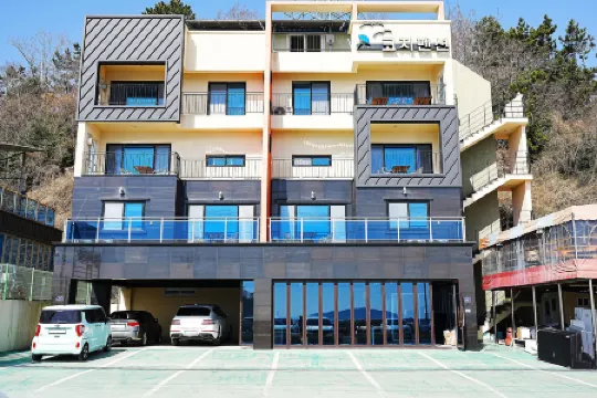 Changwon Cozy Pension