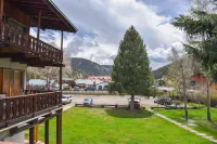 Alpine Lodge Red River Hotels in Taos Ski Valley