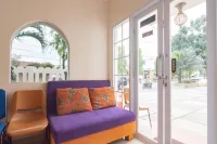 Urbanview Hotel Kangen Bungalow Purwakarta by RedDoorz Hotels in Jatiluhur