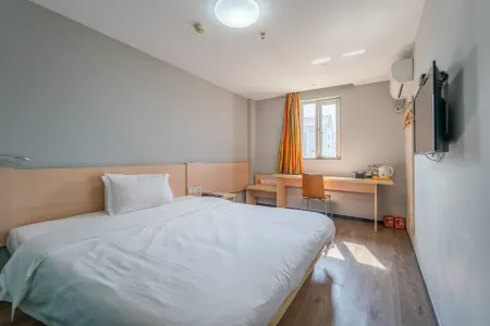 7Days Inn Hotel (Nanjing Forestry University Jiangwangmiao Subway Station) Отели рядом с достопримечательностью «Railway Gymnasium»