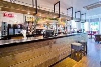 Arundel Hotels in Arundel